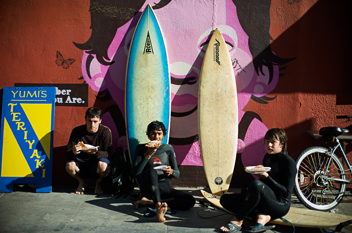 2009-03-28surfers003